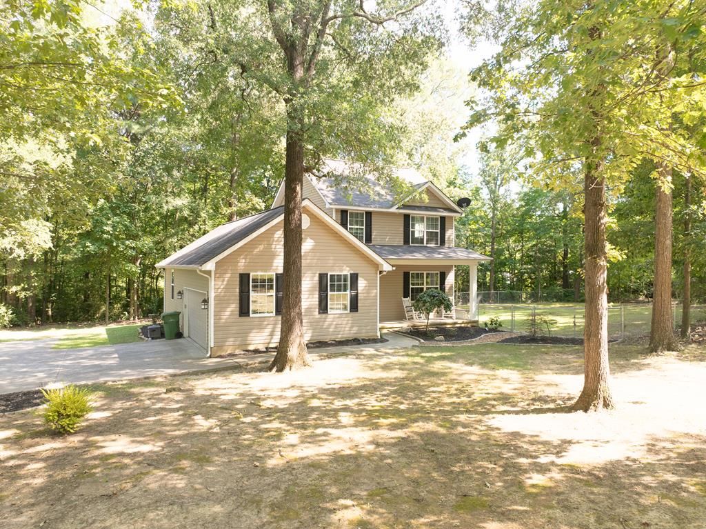738 Cohutta Street, Chatsworth, GA 30705