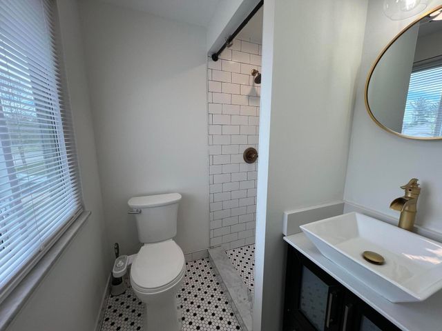 4033 Ramblewood Drive, City Of Troy, MI 48085
