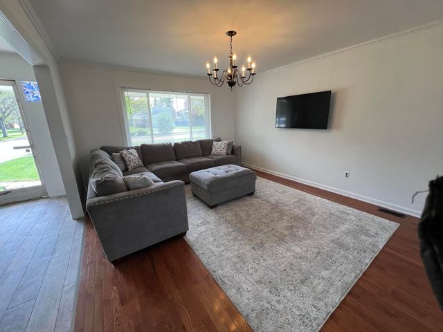 4033 Ramblewood Drive, City Of Troy, MI 48085
