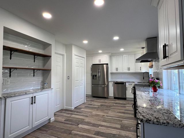 4033 Ramblewood Drive, City Of Troy, MI 48085