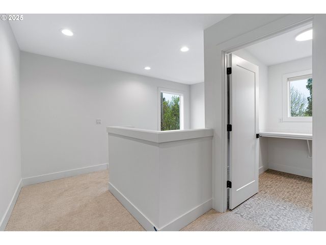 3541 Ne EMERSON St, Portland, OR 97211