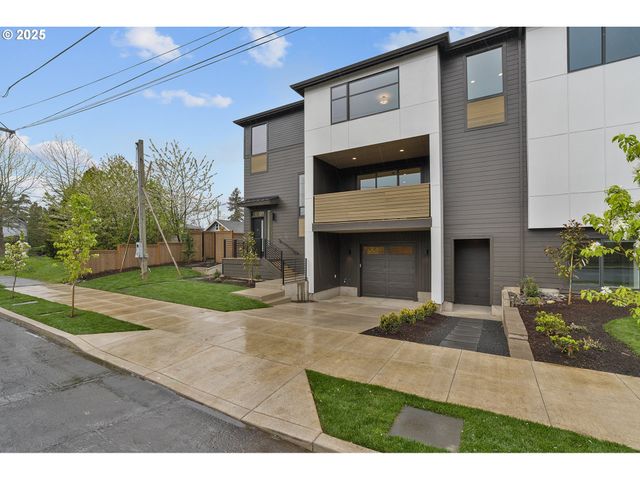 3541 Ne EMERSON St, Portland, OR 97211