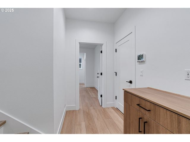 3541 Ne EMERSON St, Portland, OR 97211