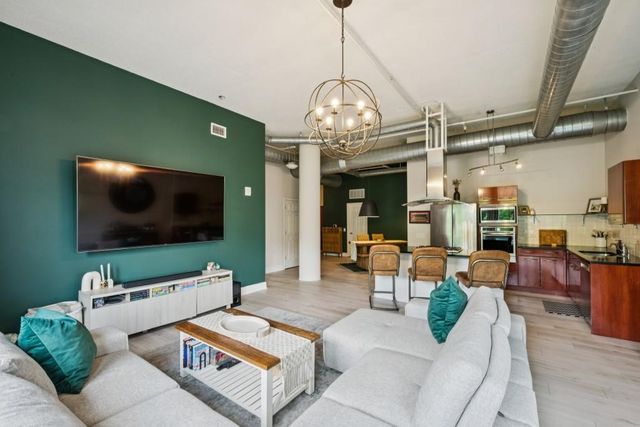 3820 Roswell Road NE 308, Atlanta, GA 30342