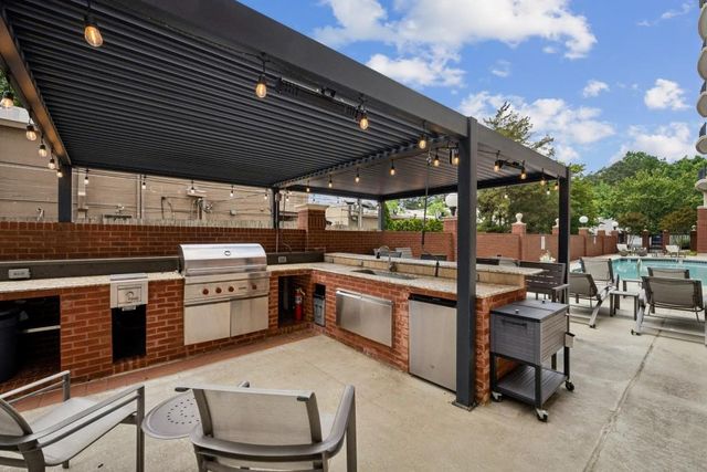 3820 Roswell Road NE 308, Atlanta, GA 30342