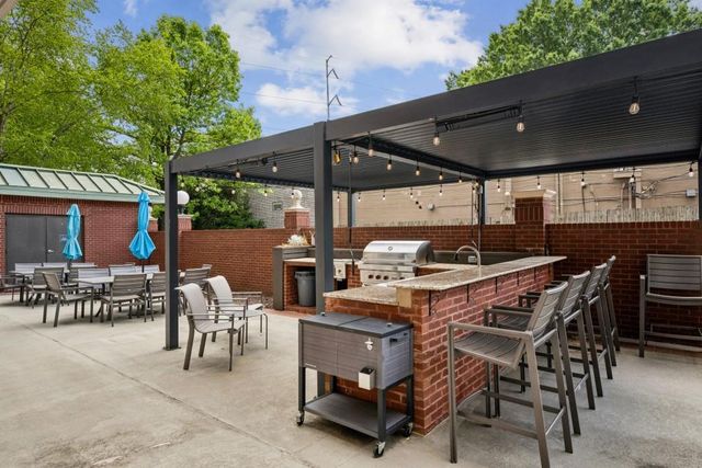 3820 Roswell Road NE 308, Atlanta, GA 30342