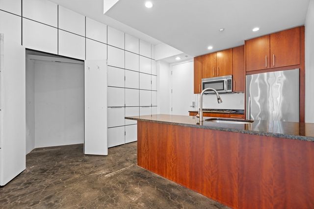 40 Fay St 206, Boston, MA 02118