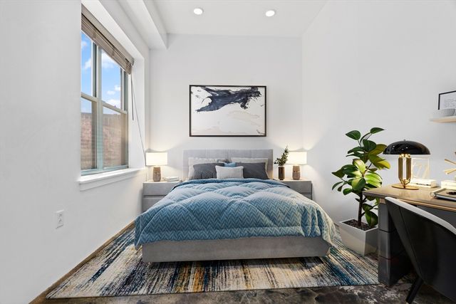 40 Fay St 206, Boston, MA 02118