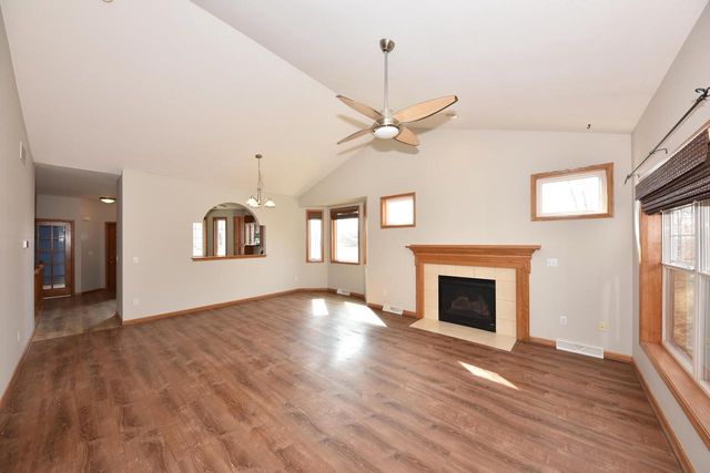 1014 Algoma DRIVE, Port Washington, WI 53074