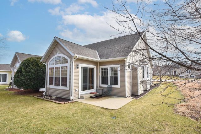 1014 Algoma DRIVE, Port Washington, WI 53074