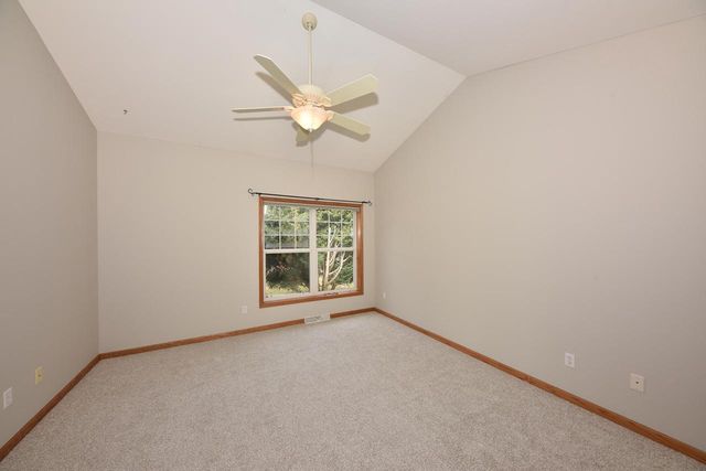 1014 Algoma DRIVE, Port Washington, WI 53074