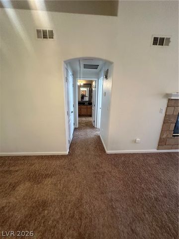 10237 KING HENRY Avenue 201, Las Vegas, NV 89144