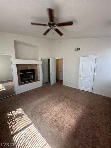 10237 KING HENRY Avenue 201, Las Vegas, NV 89144