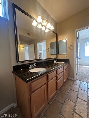 10237 KING HENRY Avenue 201, Las Vegas, NV 89144