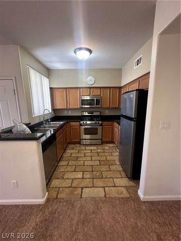 10237 KING HENRY Avenue 201, Las Vegas, NV 89144