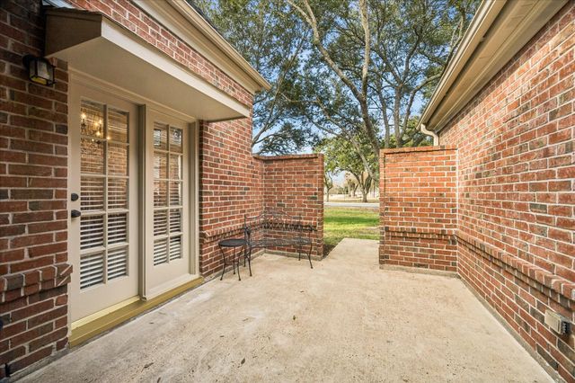 2531 Lazy Bend Street, Pearland, TX 77581