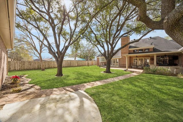 2531 Lazy Bend Street, Pearland, TX 77581