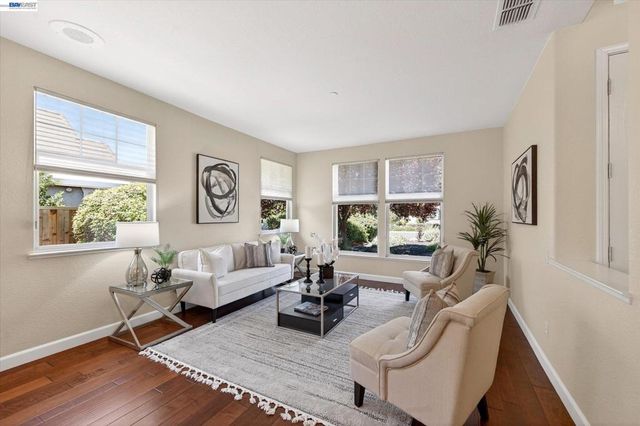 285 S Sea Way, Livermore, CA 94550