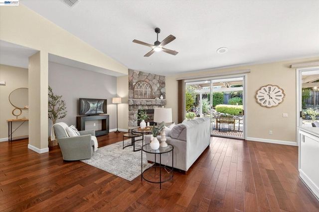 285 S Sea Way, Livermore, CA 94550