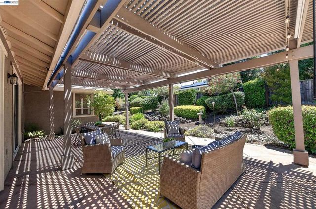 285 S Sea Way, Livermore, CA 94550