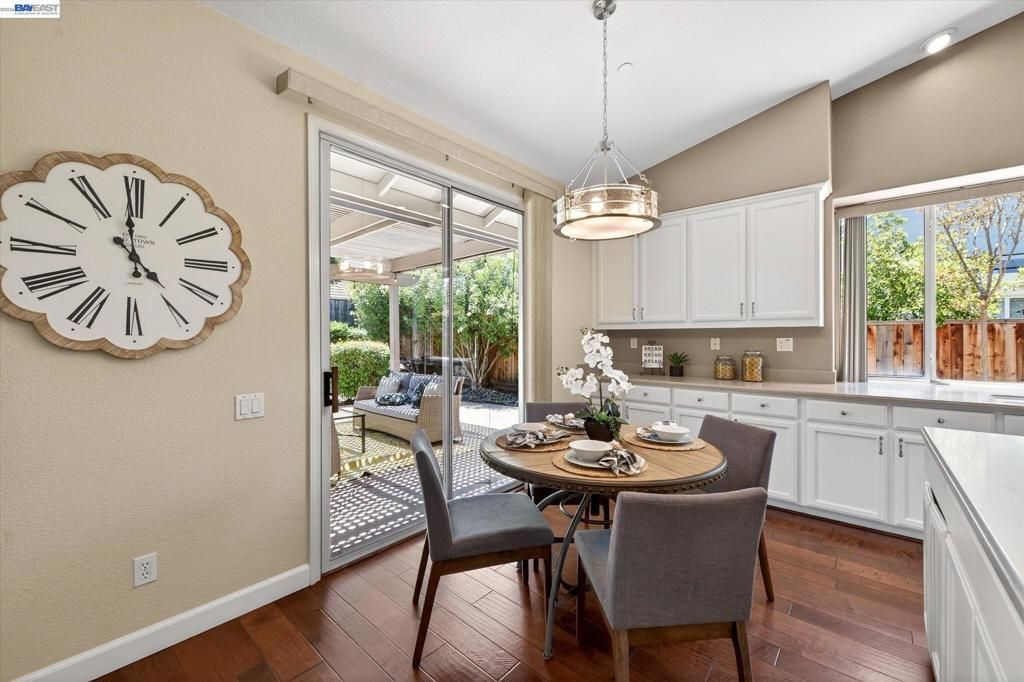 Image 20 of property listing at 285 S Sea Way, Livermore, CA 94550