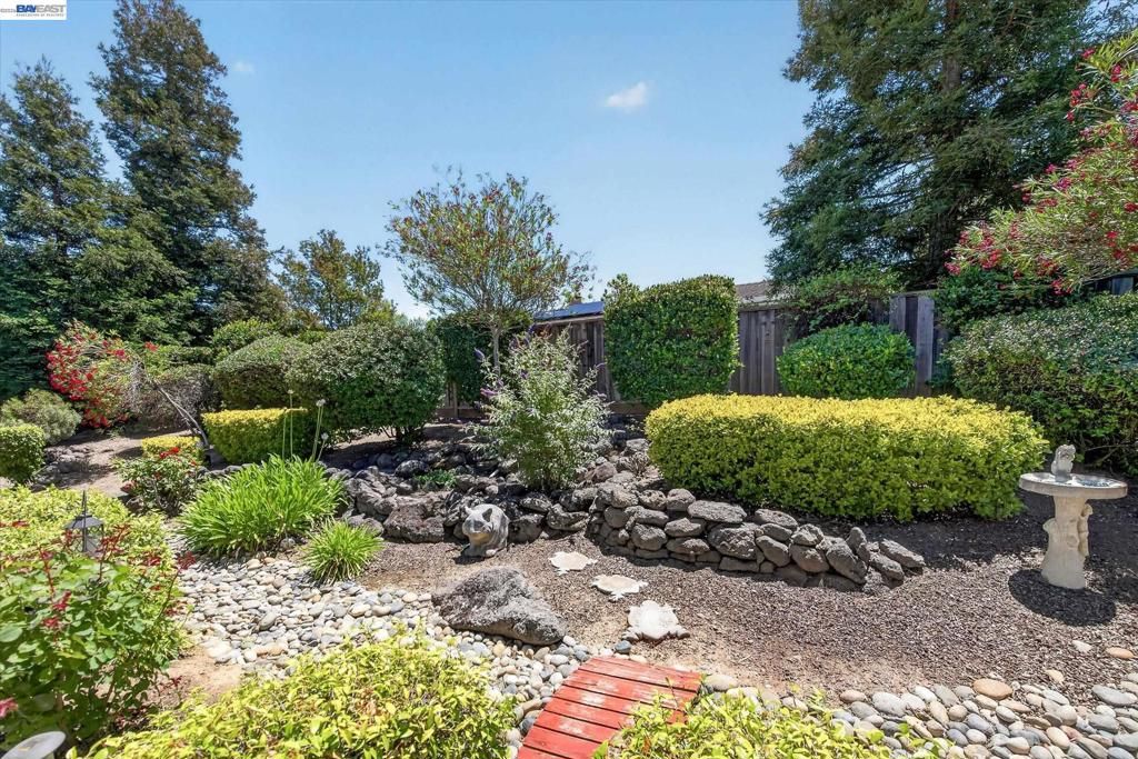 Image 44 of property listing at 285 S Sea Way, Livermore, CA 94550