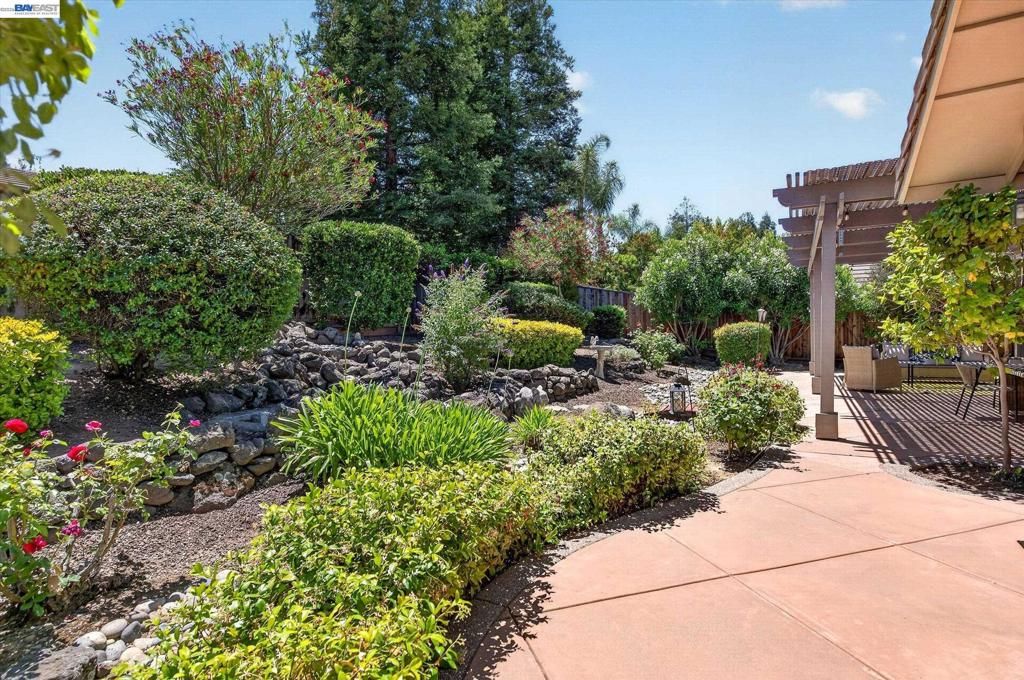 Image 47 of property listing at 285 S Sea Way, Livermore, CA 94550