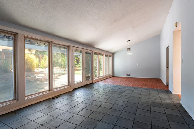 1020 Cuatro Cerros Trail SE, Albuquerque, NM 87123