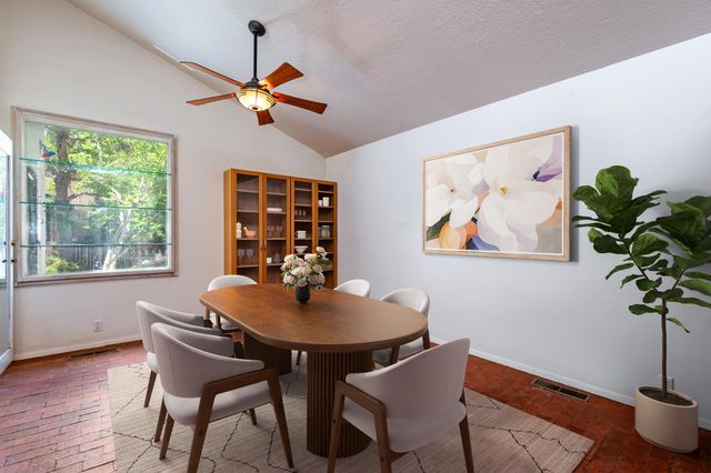 1020 Cuatro Cerros Trail SE, Albuquerque, NM 87123