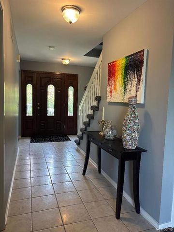 2136 Millstream Drive, Wixom, MI 48393
