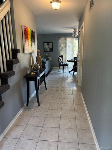 2136 Millstream Drive, Wixom, MI 48393
