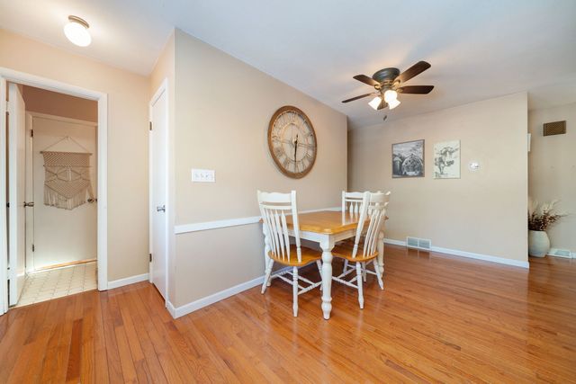 1703 WISTERIA Road, Rockford, IL 61107