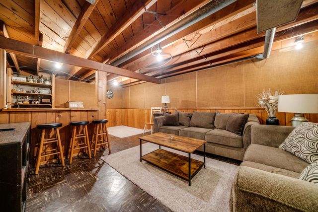 1703 WISTERIA Road, Rockford, IL 61107