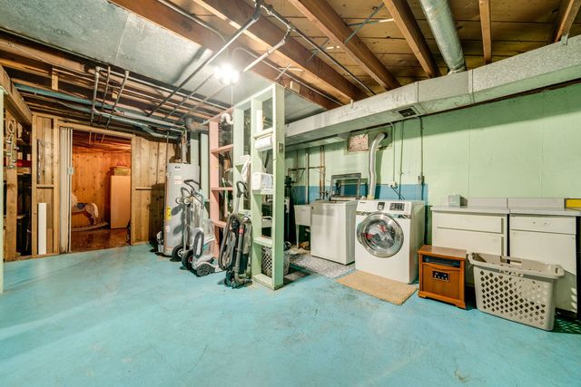 1703 WISTERIA Road, Rockford, IL 61107