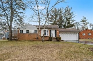 3842 Dill Drive, Waterford, MI 48329