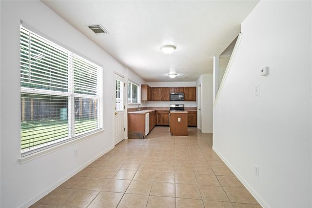 5019 Woodland Meadows Lane, Humble, TX 77346