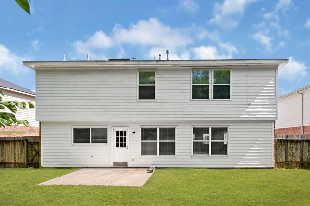 5019 Woodland Meadows Lane, Humble, TX 77346