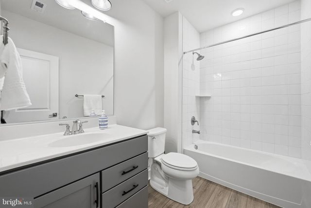 41490 BEDFORD FALLS CT, Aldie, VA 20105