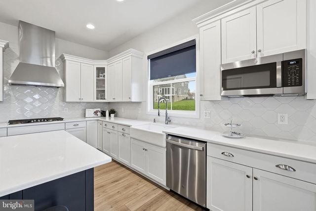 41490 BEDFORD FALLS CT, Aldie, VA 20105