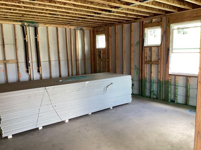 320 Leeland DR, Liberty Hill, TX 78642