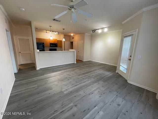 8290 GATE Parkway W 211, Jacksonville, FL 32216