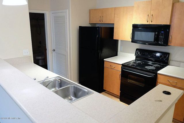 8290 GATE Parkway W 211, Jacksonville, FL 32216