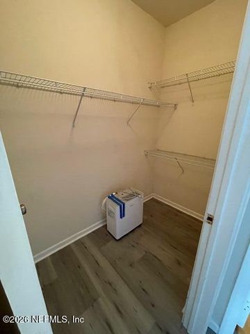 8290 GATE Parkway W 211, Jacksonville, FL 32216