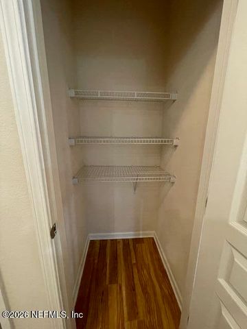 8290 GATE Parkway W 211, Jacksonville, FL 32216