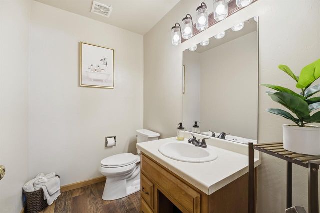 5696 GLENDALE AVENUE, Green Bay, WI 54313