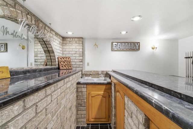 5696 GLENDALE AVENUE, Green Bay, WI 54313