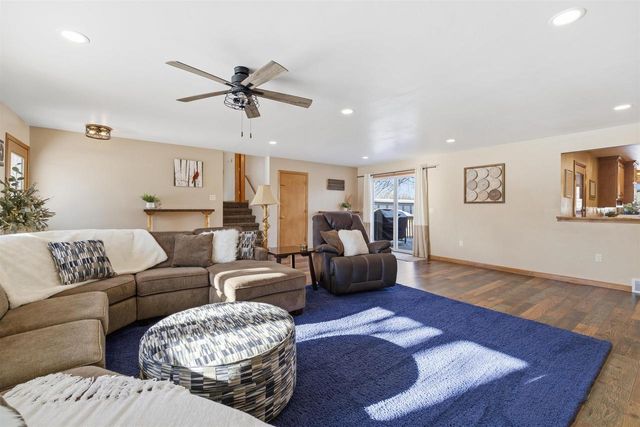 5696 GLENDALE AVENUE, Green Bay, WI 54313