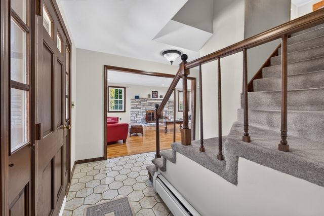 4 Old Homestead Rd, Methuen, MA 01844