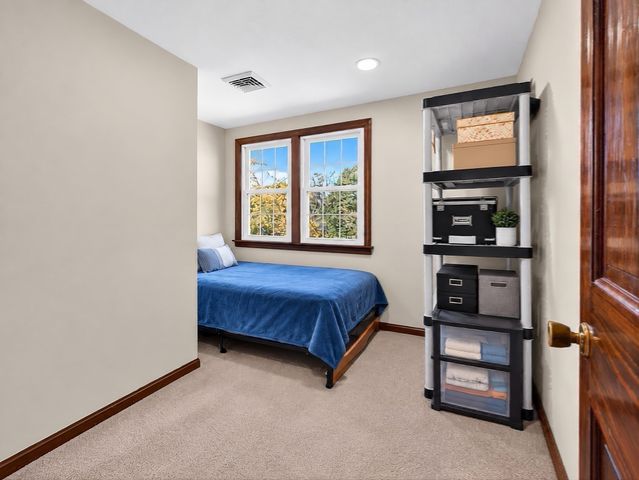 4 Old Homestead Rd, Methuen, MA 01844