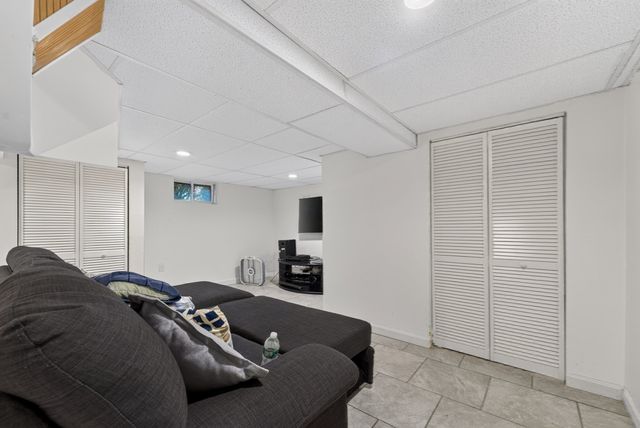 4 Old Homestead Rd, Methuen, MA 01844